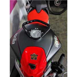 asidero-asider-aprilia-negro-shiver-750-tr02-be-02